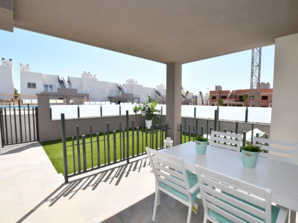 Nieuwbouw bungalows in San Miguel de Salinas – Natuur, Golf en Comfort - foto 7