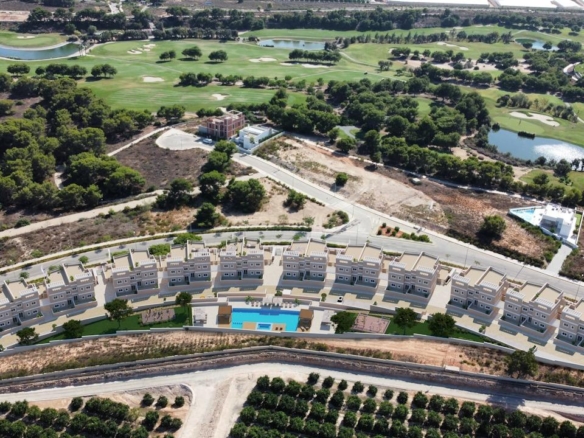Nieuwbouwwoningen in Lo Romero Golf Resort, Pilar de la Horadada
